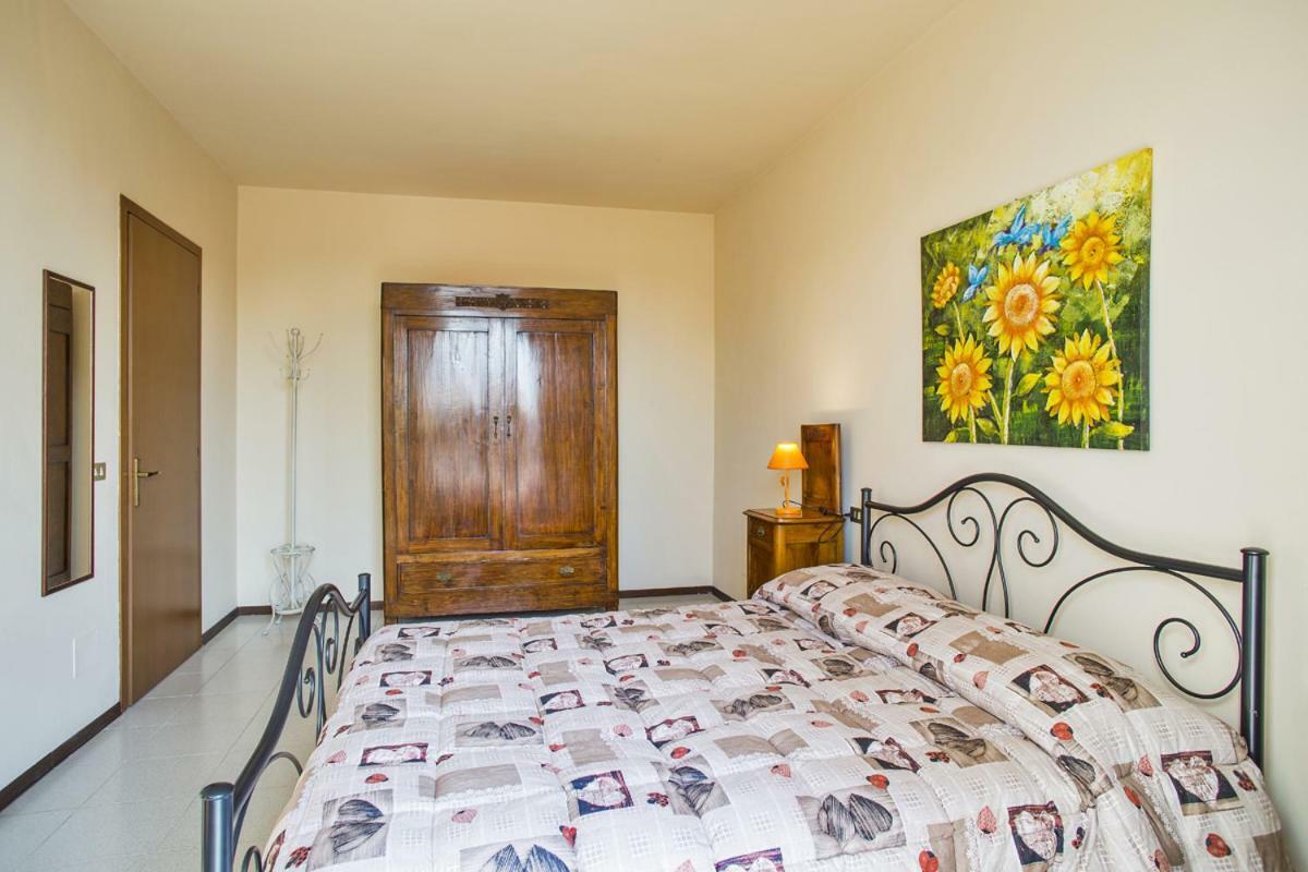 Country Sunshine Bed & Breakfast Codogno Bagian luar foto